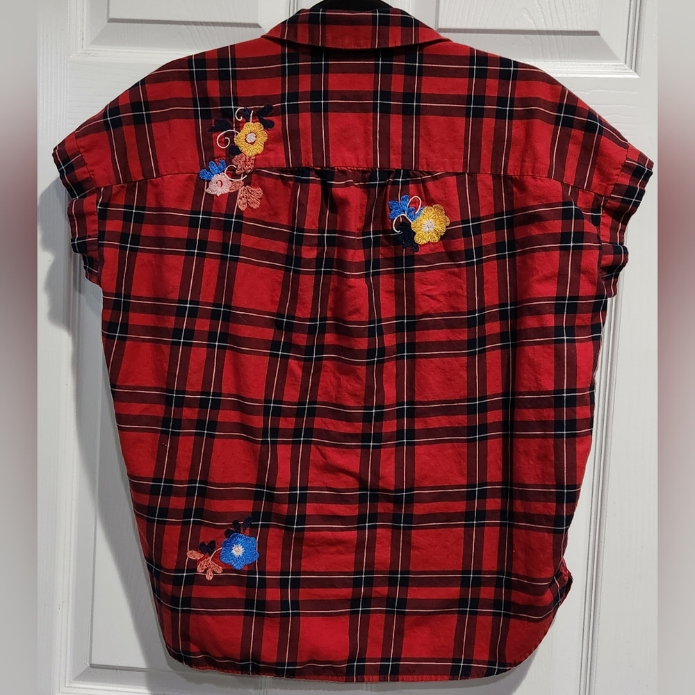 Madewell red black embroidered plaid button down shirt size Small - Picture 5 of 8